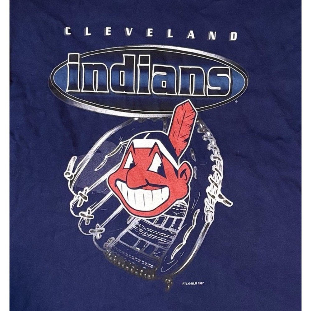 Vintage 1997 Cleveland Indians T-Shirt Size L Chief Wahoo Salem USA Made MLB Tee